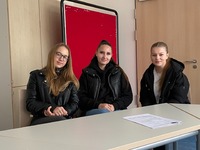 Yekatierina, Evelyn und Anna